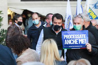 Gregoretti, Salvini: Processo anche a Conte? Non c'è reato