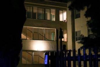 Lecce, la telefonata: Correte, c'è un pazzo che sta accoltellando qualcuno Lecce, la telefonata: Correte, c'è un pazzo che sta accoltellando qualcuno