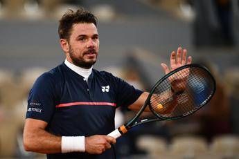 Boato a Parigi, si ferma il Roland Garros - Video