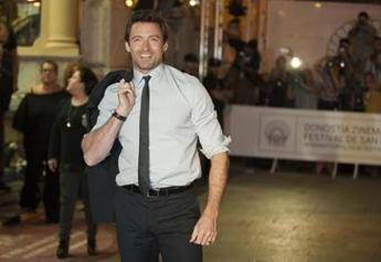 L'ironia della moglie di Hugh Jackman: Mio marito gay? Sì, da tanti anni... L'ironia della moglie di Hugh Jackman: Mio marito gay? Sì, da tanti anni...