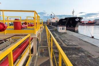 Edison e Q8 per deposito costiero Small Scale di Gnl nel porto di Napoli Edison e Q8 per deposito costiero Small Scale di Gnl nel porto di Napoli