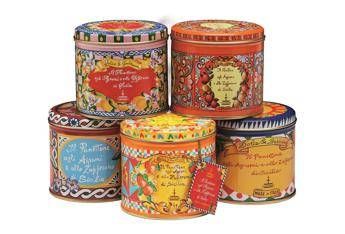 Dolce&Gabbana con Fiasconaro e Donnafugata per panettone e vino rosso Dolce&Gabbana con Fiasconaro e Donnafugata per panettone e vino rosso