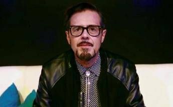 Lo sfogo di Greg: La gente ha paura di venire a teatro, ma non degli apericena Lo sfogo di Greg: La gente ha paura di venire a teatro, ma non degli apericena