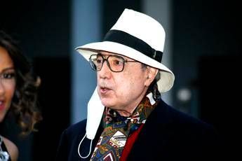 L'appello di Pingitore: Governo non lasci affogare i teatri italiani L'appello di Pingitore: Governo non lasci affogare i teatri italiani