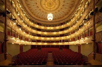 Teatro, siglata la 'pace' tra Stabile Veneto e Fondazione Atlantide Stabile di Verona Teatro, siglata la 'pace' tra Stabile Veneto e Fondazione Atlantide Stabile di Verona