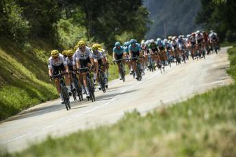Parigi-Roubaix cancellata, covid ferma la Regina delle Classiche