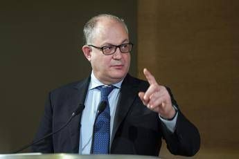 Gualtieri: Tasse in calo nel 2021, giovedì al varo legge bilancio