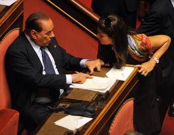 Santelli, Berlusconi: Amica sincera e leale Santelli, Berlusconi: Amica sincera e leale