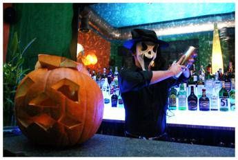 Halloween, stop a dolcetto e scherzetto ma pronta festa virtuale