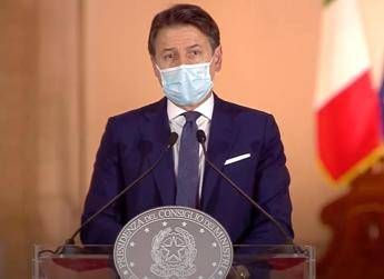 Nuovo dpcm, firma domani e slitta conferenza Conte Nuovo dpcm, firma domani e slitta conferenza Conte