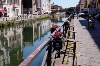 Covid Lombardia, ristoratori in piazza: Siamo stremati Covid Lombardia, ristoratori in piazza: Siamo stremati