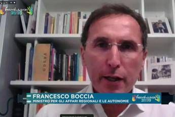 Boccia: 'No a lockdown nazionale, sì interventi restrittivi territoriali' Boccia: 'No a lockdown nazionale, sì interventi restrittivi territoriali'