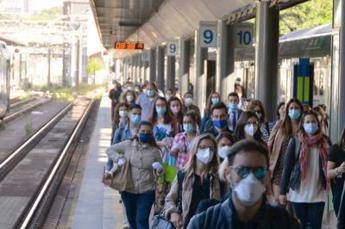 Covid, l'appello del medico guarito: Abbiamo sofferto, fateci spostare Covid, l'appello del medico guarito: Abbiamo sofferto, fateci spostare