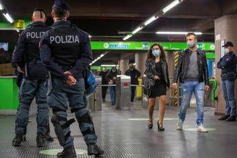 Covid Lombardia, altri 3570 casi e 17 morti Covid Lombardia, altri 3570 casi e 17 morti