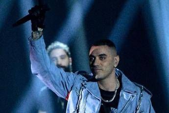 Marracash positivo al Covid Marracash positivo al Covid