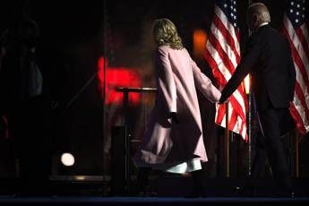 Elezioni Usa, il tweet di Jill Biden e la foto di famiglia Elezioni Usa, il tweet di Jill Biden e la foto di famiglia