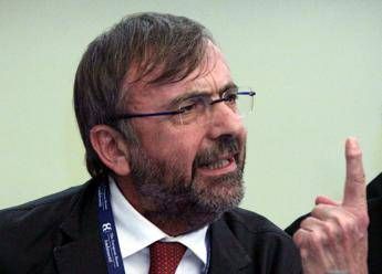 Calabria, caos M5S su nomina Zuccatelli Calabria, caos M5S su nomina Zuccatelli