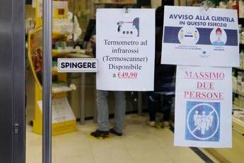 Covid Italia, 16 farmacisti morti: l'ultimo nel napoletano Covid Italia, 16 farmacisti morti: l'ultimo nel napoletano