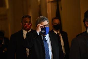 Elezioni Usa, Barr rompe con Trump sui brogli Elezioni Usa, Barr rompe con Trump sui brogli