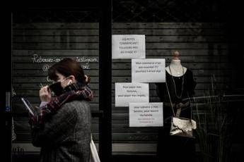 Covid Francia, l'esperto: Epidemia sotto controllo Covid Francia, l'esperto: Epidemia sotto controllo