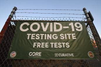Coronavirus Usa, record di oltre 143mila casi in 24 ore Coronavirus Usa, record di oltre 143mila casi in 24 ore