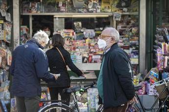 Pregliasco: Record casi Covid ma non più crescita esponenziale Pregliasco: Record casi Covid ma non più crescita esponenziale