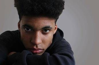 Dylan, dal palco di X Factor al nuovo singolo 'Non mi basta' Dylan, dal palco di X Factor al nuovo singolo 'Non mi basta'