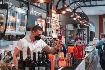 Coronavirus, ristoratore Giacon: E' drammatico ma con sacrifici salvati posti lavoro Coronavirus, ristoratore Giacon: E' drammatico ma con sacrifici salvati posti lavoro