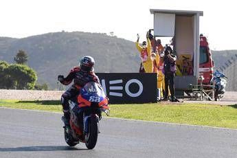 MotoGp, Oliveira trionfa davanti a Miller e Morbidelli MotoGp, Oliveira trionfa davanti a Miller e Morbidelli