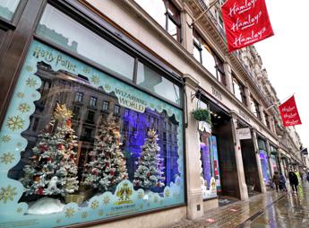 Covid, Johnson: In Inghilterra negozi riaperti dal 2 dicembre