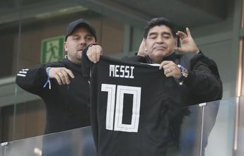 Maradona, Messi: \