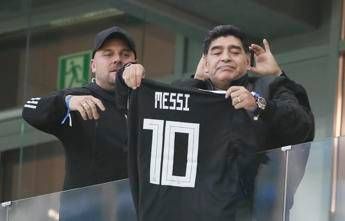 Maradona, Messi: Ci lascia ma non se ne va, Diego eterno Maradona, Messi: Ci lascia ma non se ne va, Diego eterno