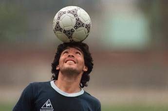 Maradona, dalla povertà al tetto del mondo: la storia