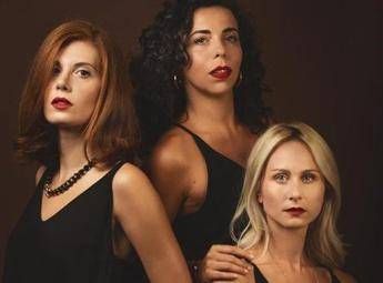 Violenza su donne, Ladyvette: In un video l'amore morboso travestito da favola Violenza su donne, Ladyvette: In un video l'amore morboso travestito da favola