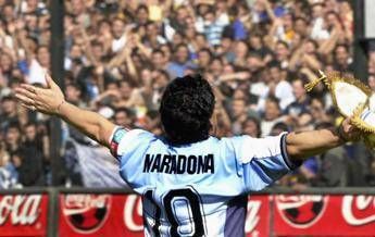 Maradona un bugiardo imbroglione, il 'ricordo' del Telegraph Maradona un bugiardo imbroglione, il 'ricordo' del Telegraph