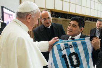 Maradona, Papa lo ricorda con affetto anche nella preghiera