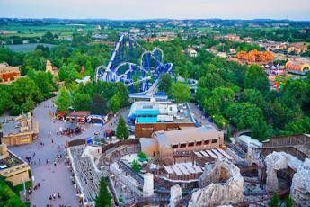 Coronavirus dimezza visitatori e personale a Gardaland Coronavirus dimezza visitatori e personale a Gardaland