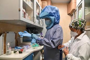 Coronavirus Toscana, 908 contagi nelle ultime 24 ore Coronavirus Toscana, 908 contagi nelle ultime 24 ore