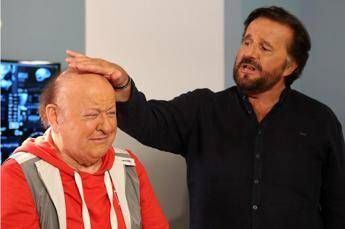 A Natale De Sica e Boldi vanno 'In vacanza su Marte' A Natale De Sica e Boldi vanno 'In vacanza su Marte'