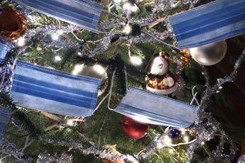 Nuovo Dpcm, cosa si potrà fare a Natale e Capodanno Nuovo Dpcm, cosa si potrà fare a Natale e Capodanno