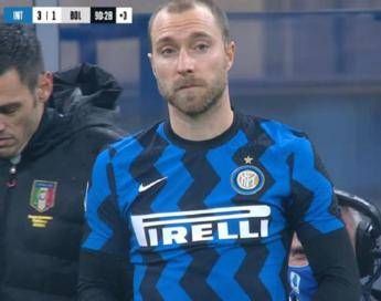 Eriksen e la solita sostituzione, Conte nel mirino dei tifosi Eriksen e la solita sostituzione, Conte nel mirino dei tifosi