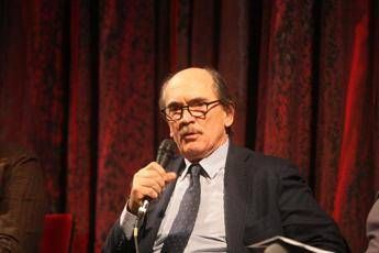 Cafiero De Raho: Contrasto a mafie e corruzione sta funzionando molto bene Cafiero De Raho: Contrasto a mafie e corruzione sta funzionando molto bene