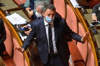 Renzi interviene al Senato, tutto il centrodestra applaude