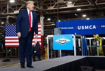 Elezioni Usa, Trump: Biden presidente illegittimo, Corte Suprema ci salvi Elezioni Usa, Trump: Biden presidente illegittimo, Corte Suprema ci salvi
