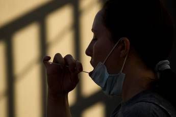 Covid Usa, ok a test 'fai da te' senza prescrizione Covid Usa, ok a test 'fai da te' senza prescrizione