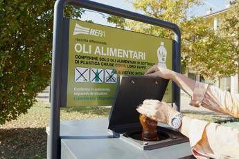 Hera ed Eni insieme: biocarburante dagli oli vegetali esausti Hera ed Eni insieme: biocarburante dagli oli vegetali esausti