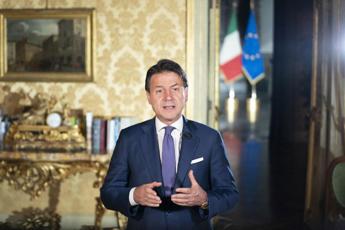 Governo, Conte: Si rema in unica direzione per rilancio Italia