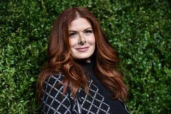 Debra Messing: Mi scuso per modi offensivi contro Trump Debra Messing: Mi scuso per modi offensivi contro Trump