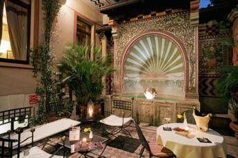 Tutti pazzi per la Staycation, da vacanza in hotel senza spostarsi a regalo di Natale Tutti pazzi per la Staycation, da vacanza in hotel senza spostarsi a regalo di Natale