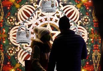 Covid e Natale, stretta in arrivo: le ipotesi sul tavolo Covid e Natale, stretta in arrivo: le ipotesi sul tavolo